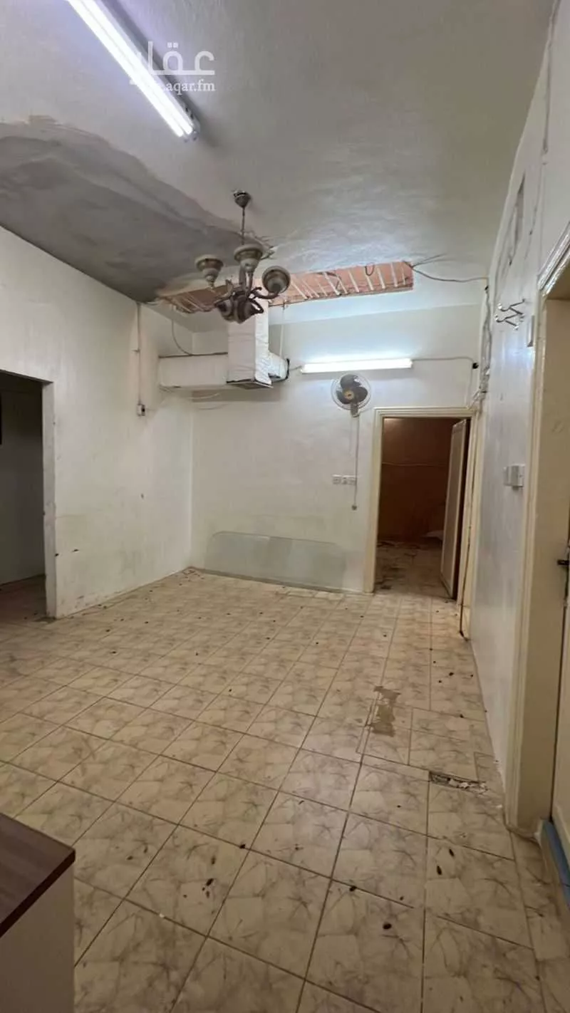 8 bedroom villa in As Suwaidi 8