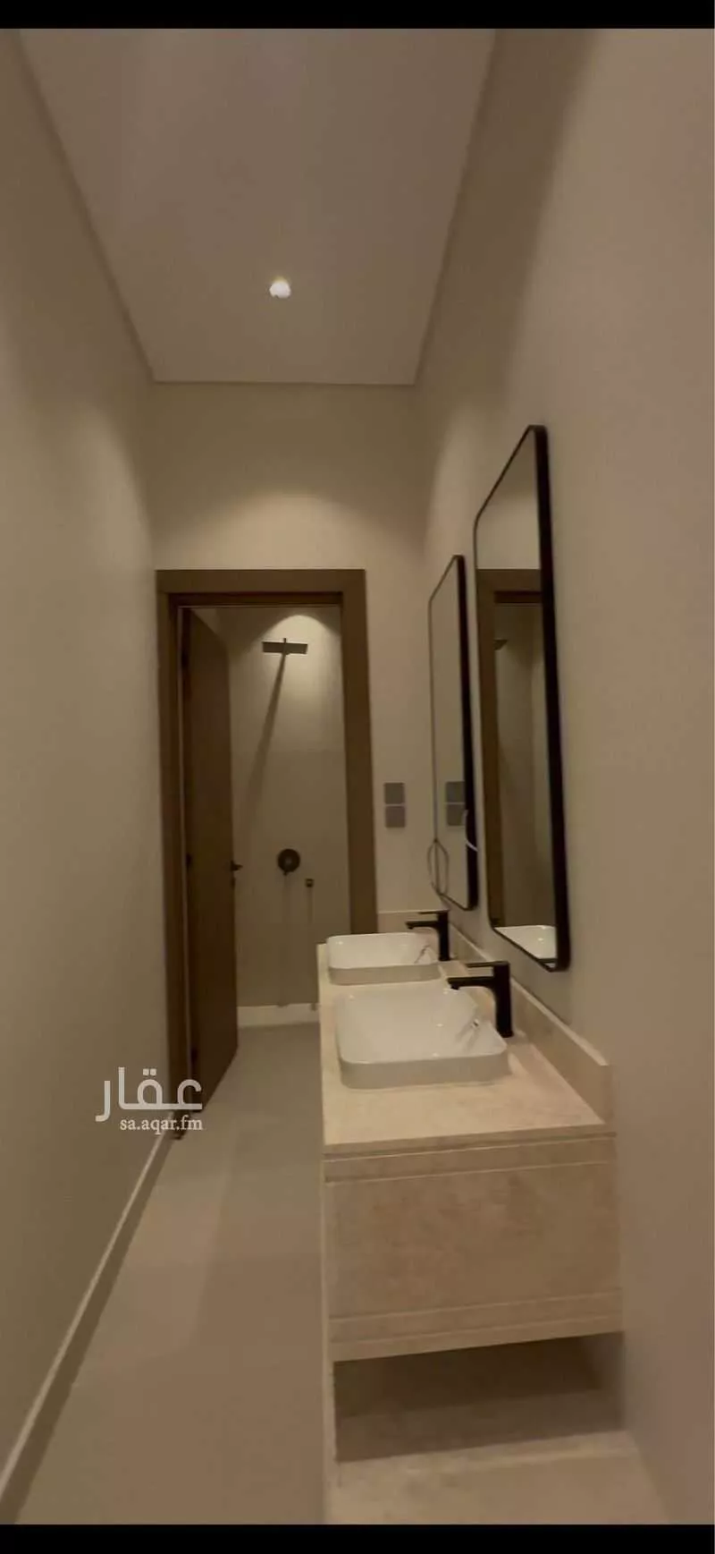 فيلا 9 غرف في الجنادرية 4
