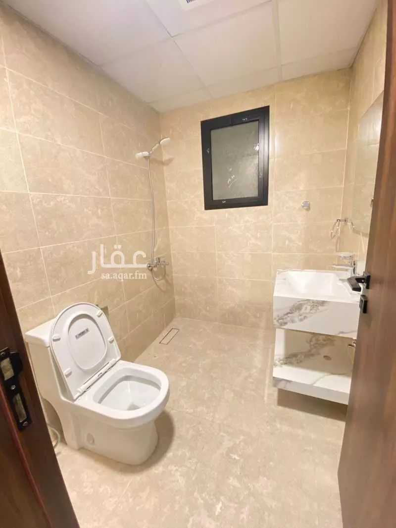 2 bedroom apartment in Al Hamra 6