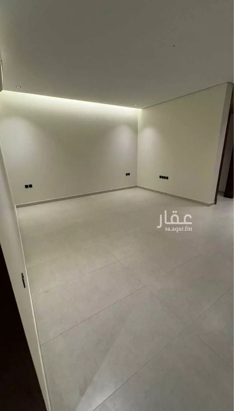 3 bedroom apartment in Al Izdihar 10