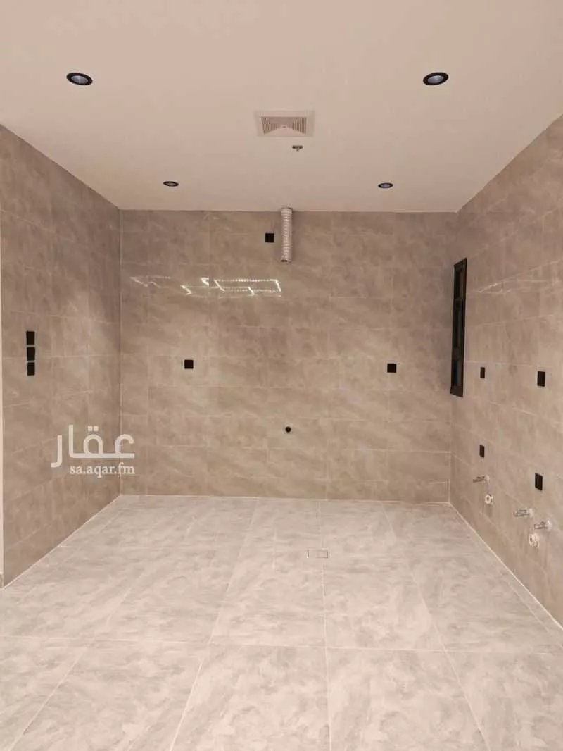4 bedroom apartment in Al Hamra 19