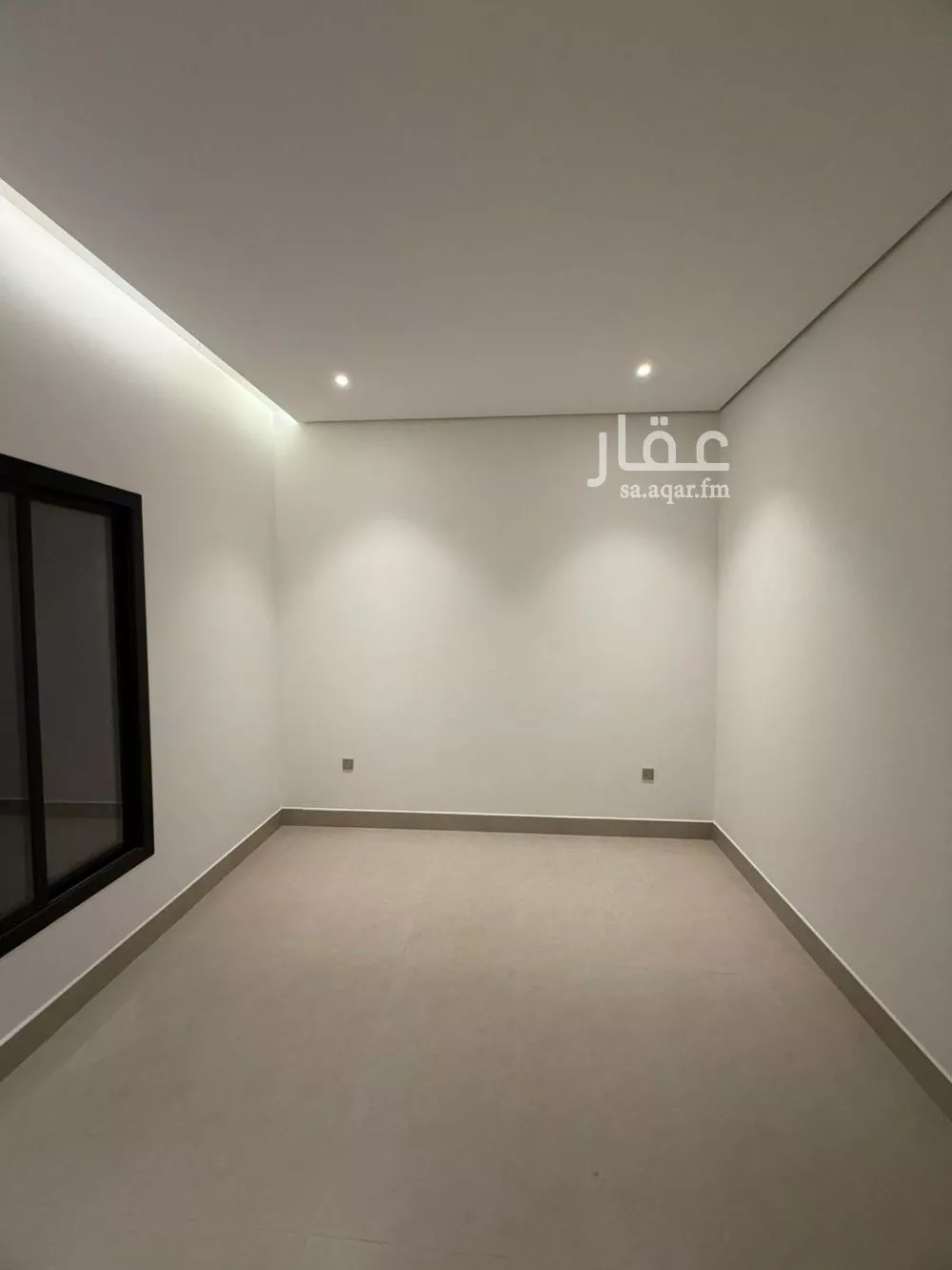 فيلا 4 غرف في الرمال 4