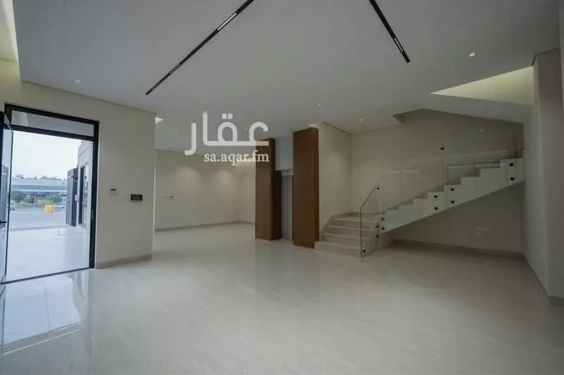 4 bedroom villa in Al Qairawan 11