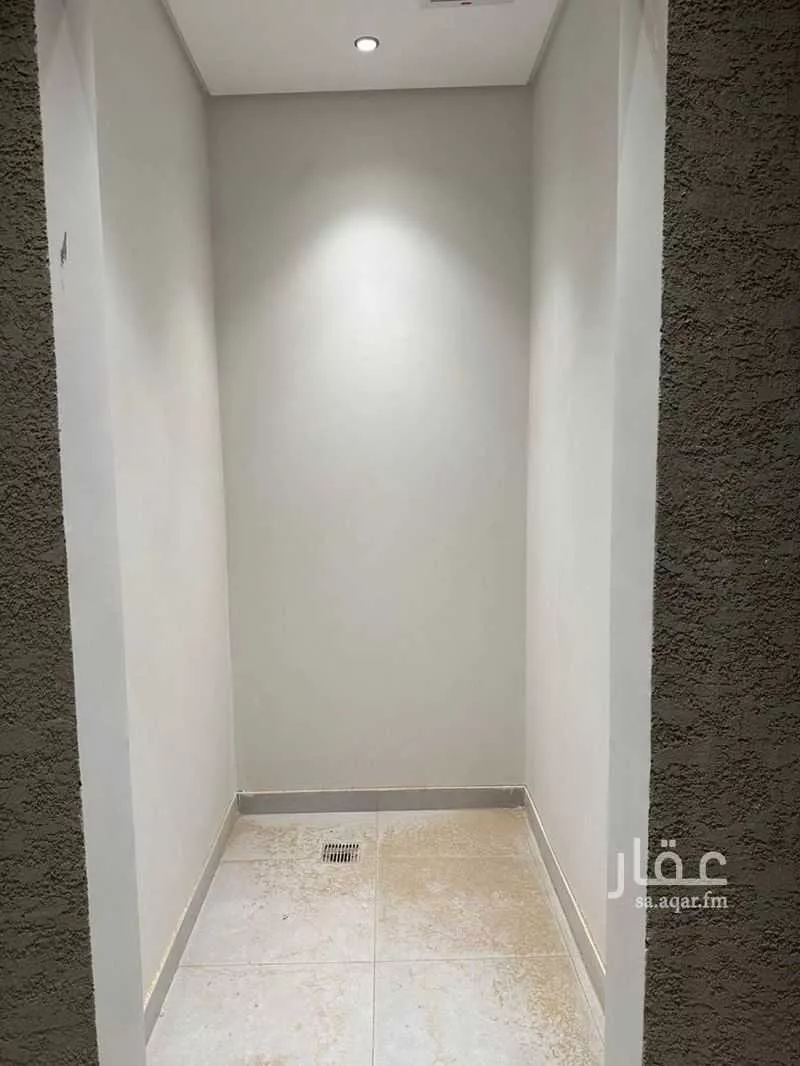 شقة 3 غرف في الملقا 11