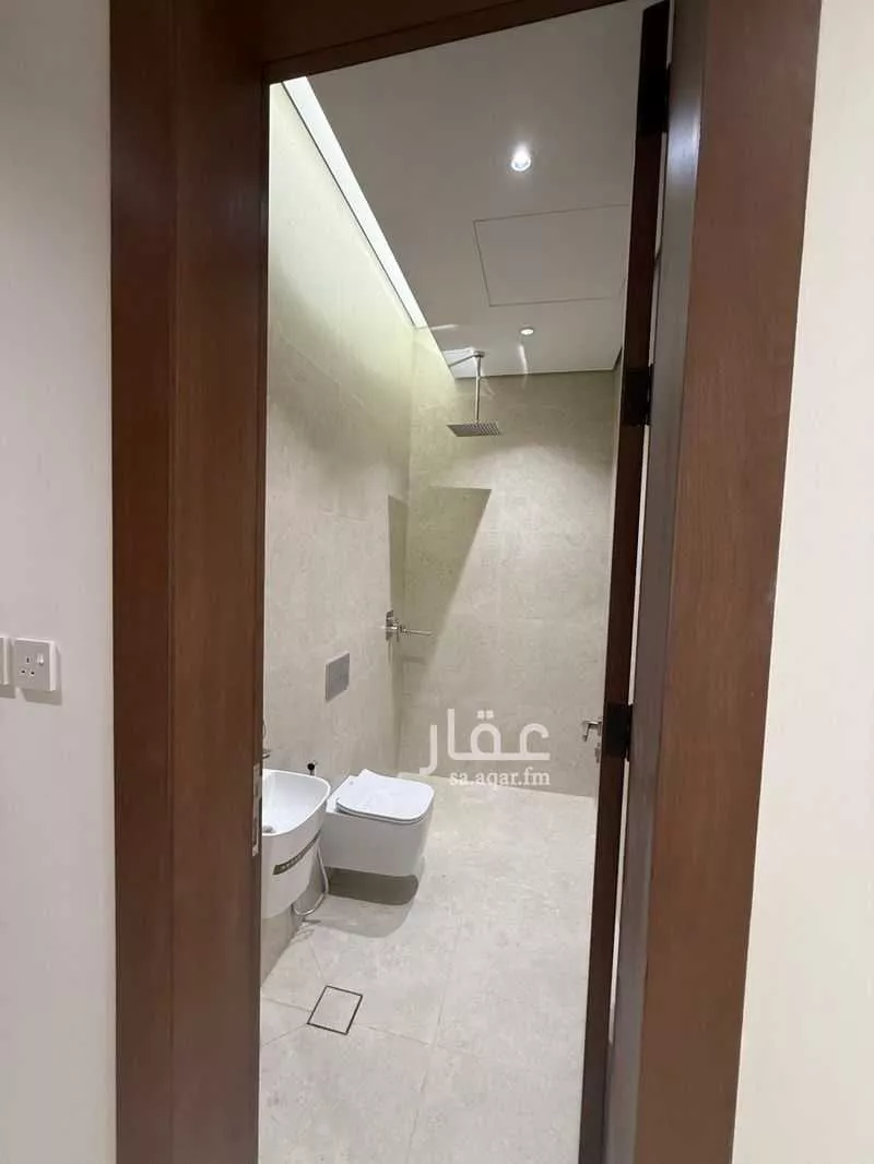 فيلا 5 غرف في النرجس 16