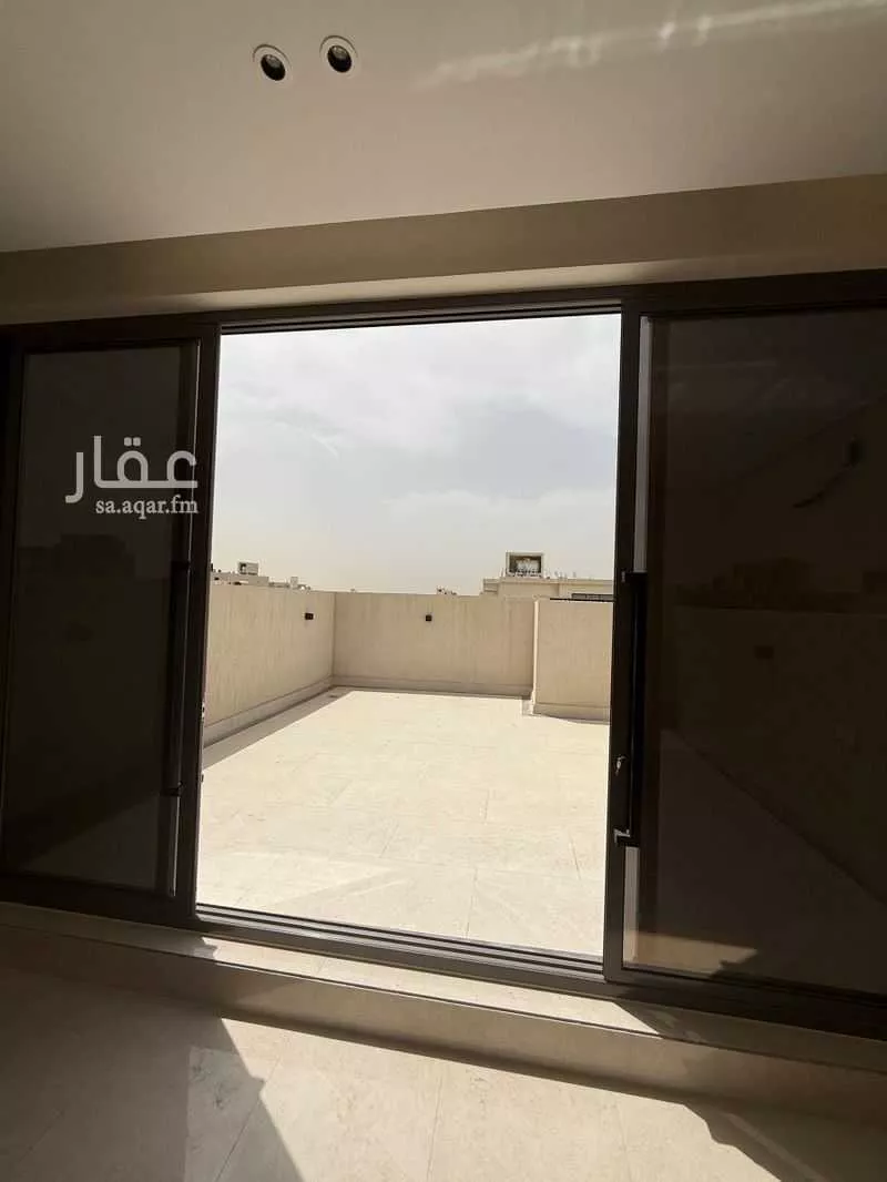 فيلا 5 غرف في النرجس 19