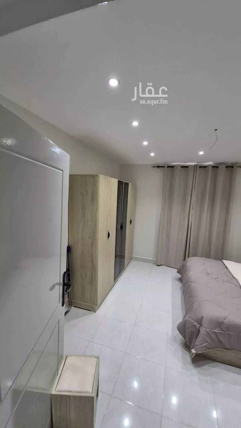 1 bedroom floor in Dhahrat Laban 9