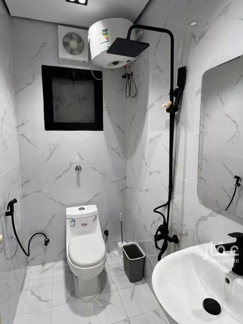 1 bedroom apartment in Al Thuqbah 7