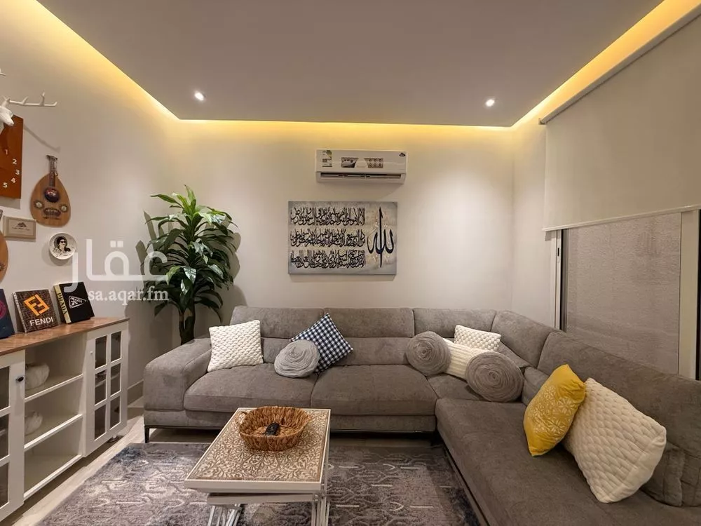 2 bedroom apartment in Al Yasmin 12
