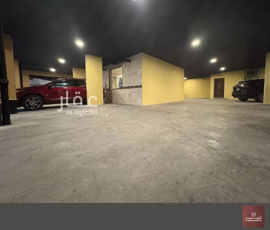 421 sqm building in Madinat Al Umal 3
