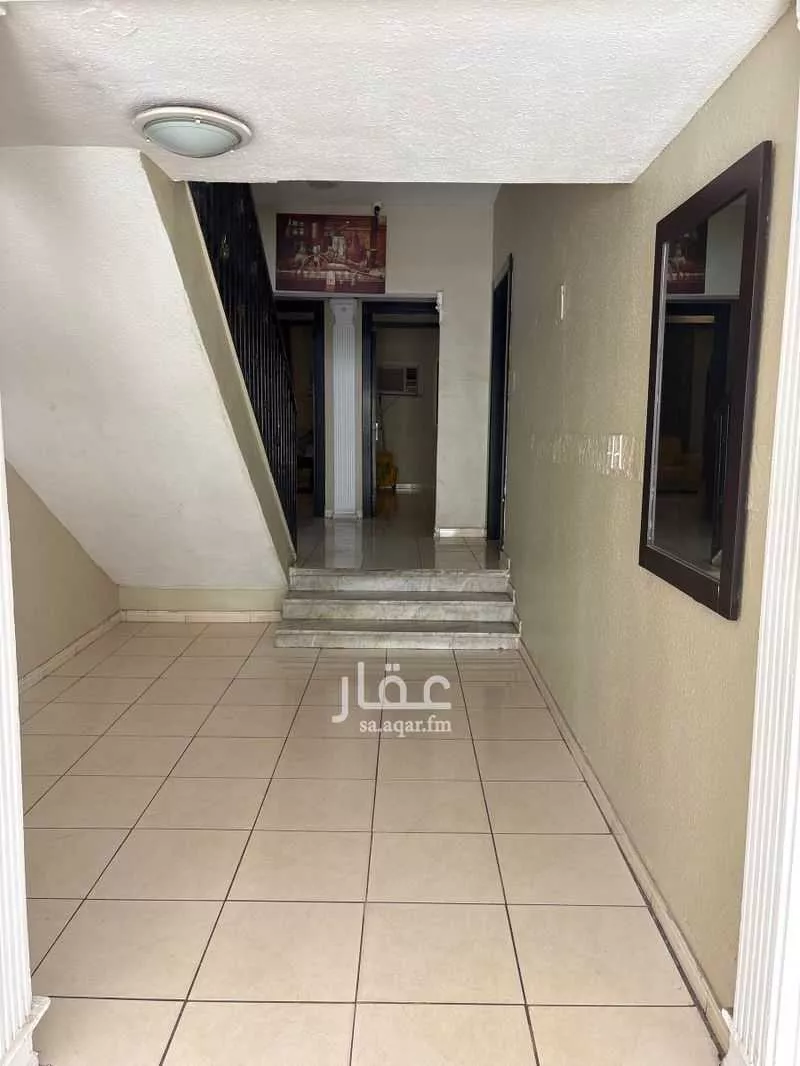 500 sqm building in Al Aqrabiyah 5