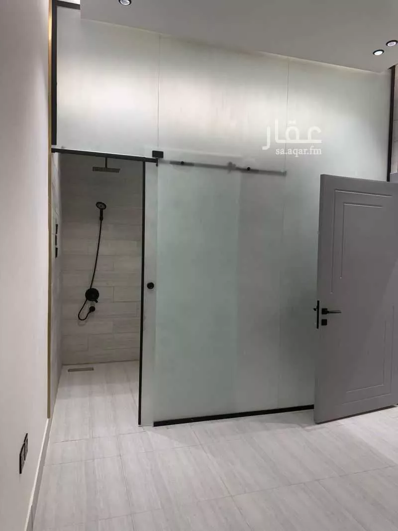 3 bedroom apartment in Al Yarmouk 11