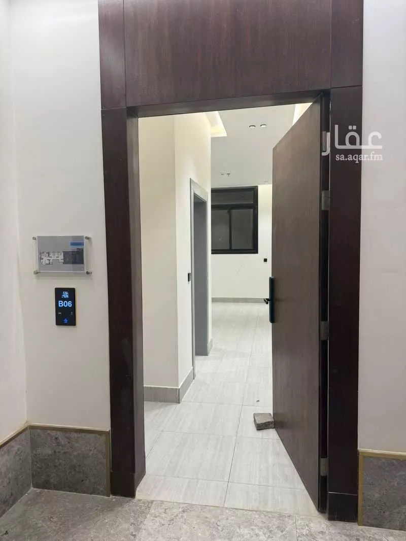 3 bedroom apartment in Al Yarmouk 4