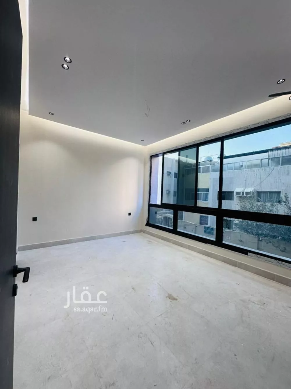 4 bedroom apartment in Al Rawdah 5