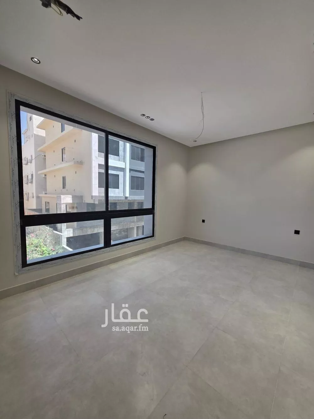 4 bedroom apartment in Al Rawdah 10