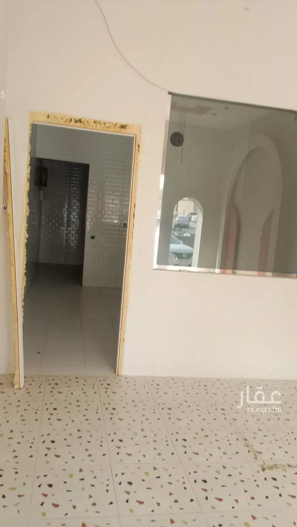 450 sqm shop in Al Rawdah 4