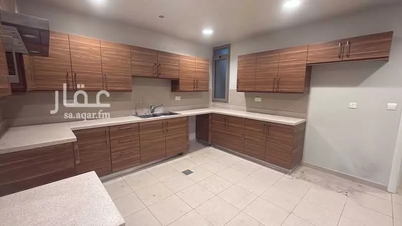 3 bedroom apartment in Aramco 9