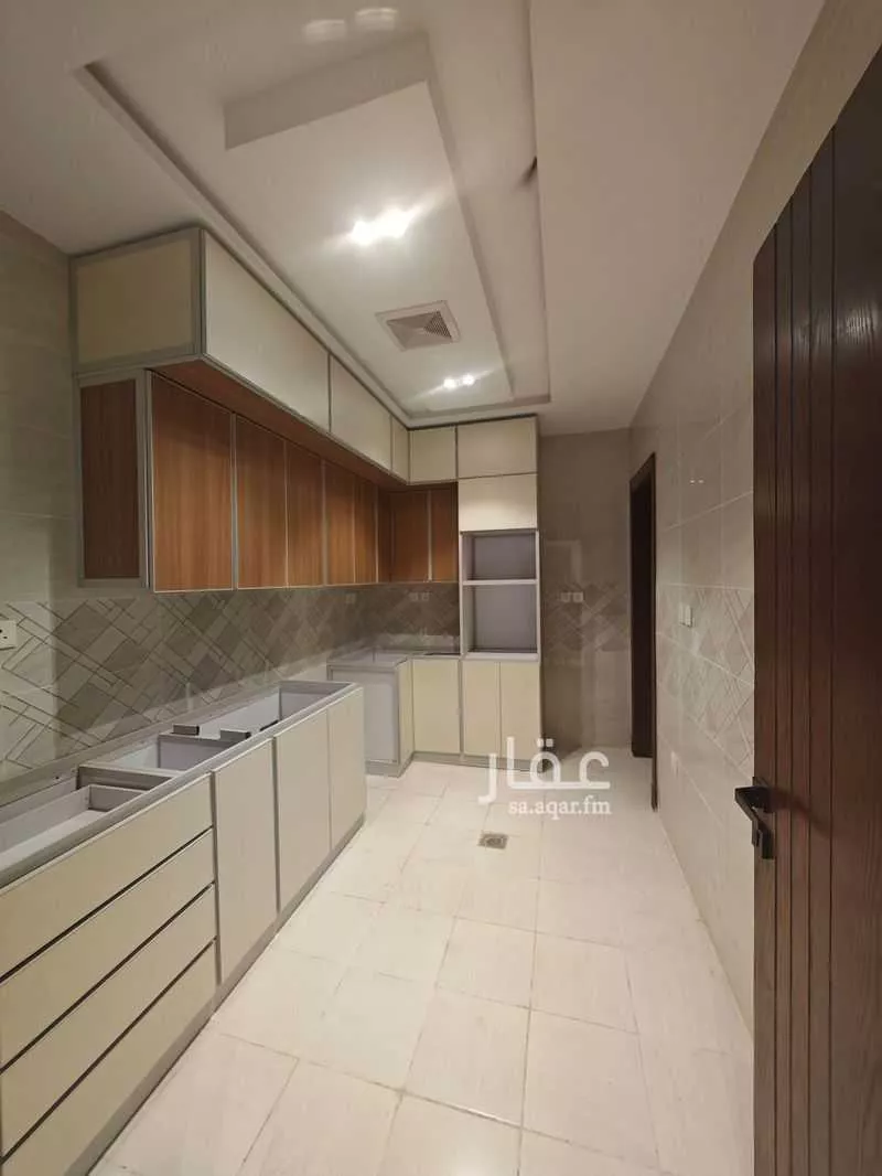 5 bedroom apartment in Al Salamah, Jeddah 6