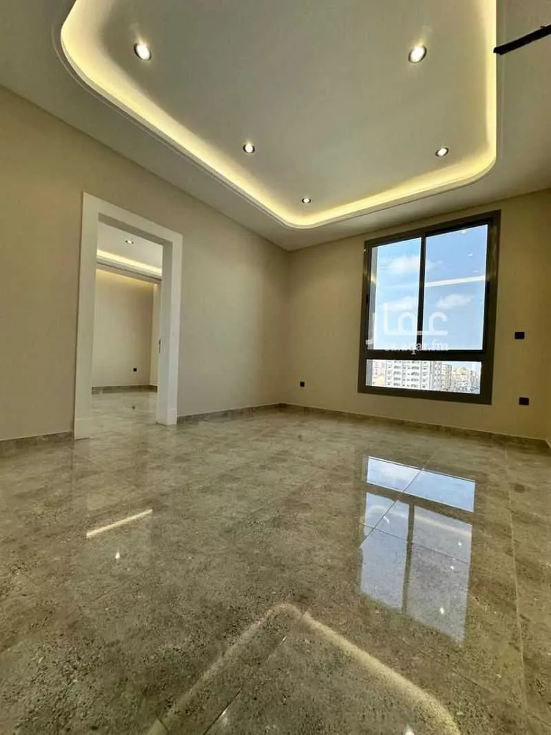 5 bedroom apartment in Al Rabwa 4