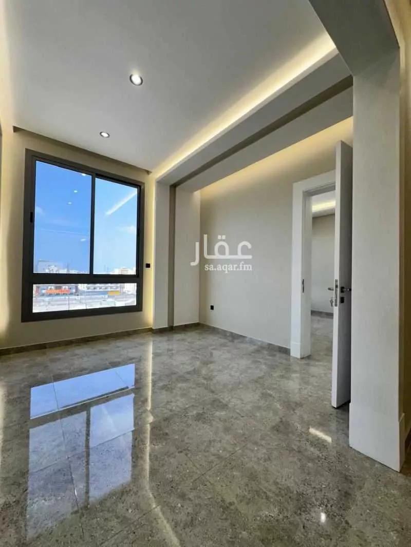 5 bedroom apartment in Al Rabwa 5