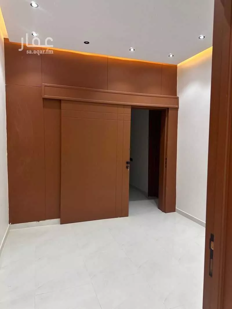 5 bedroom floor in Dahiat Namar 5