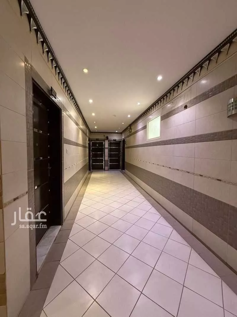 عمارة 1200 م² في الخليج 2