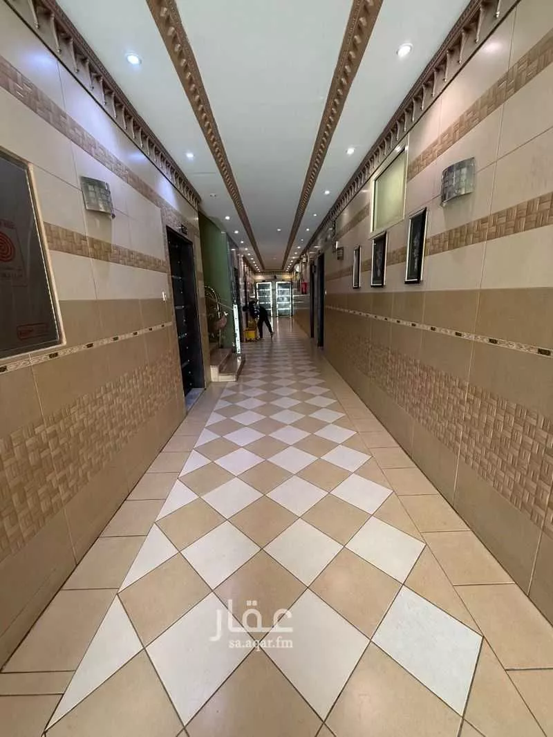 عمارة 1200 م² في الخليج 5