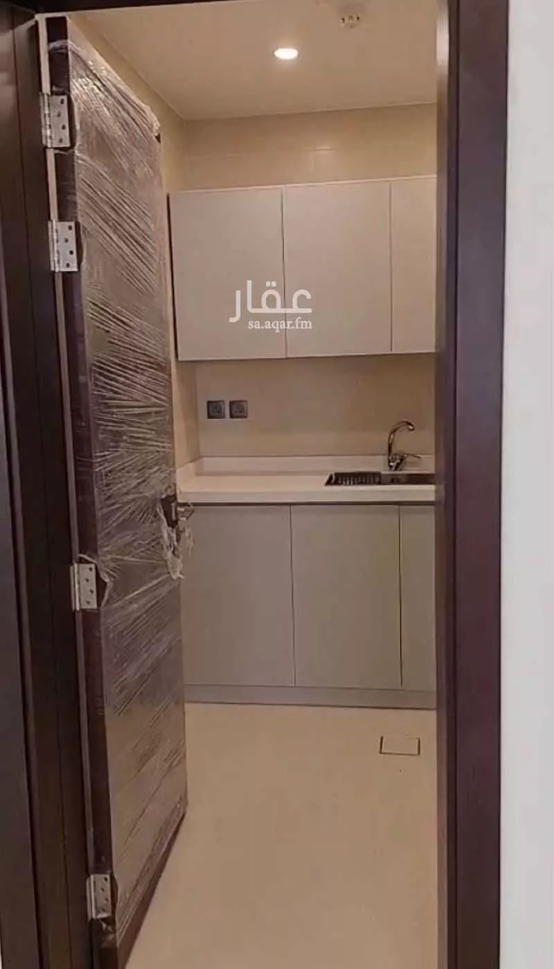100 sqm office in Al Rawdah 2