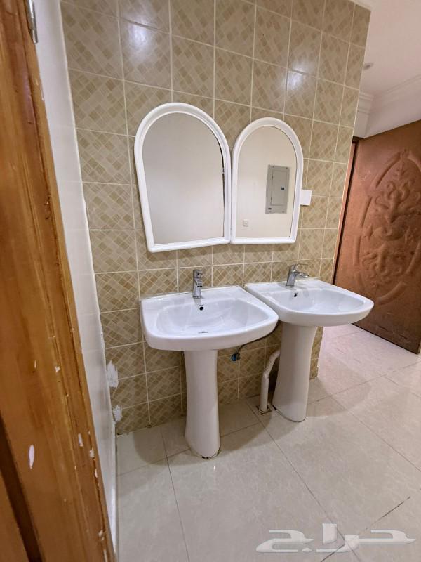 3 bedroom apartment in Dhahrat Laban 9