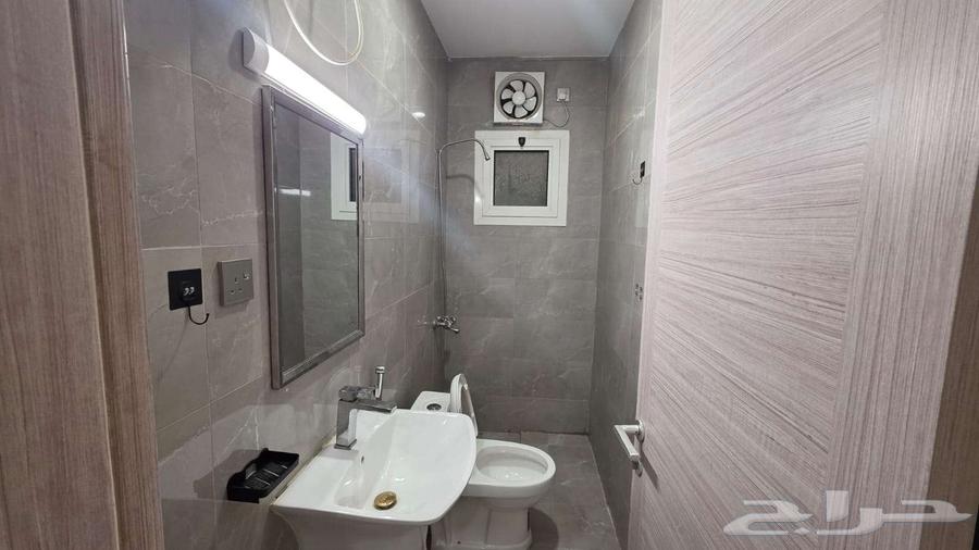 5 bedroom apartment in Tuwaiq 3