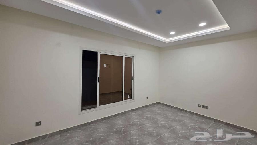 5 bedroom apartment in Tuwaiq 4