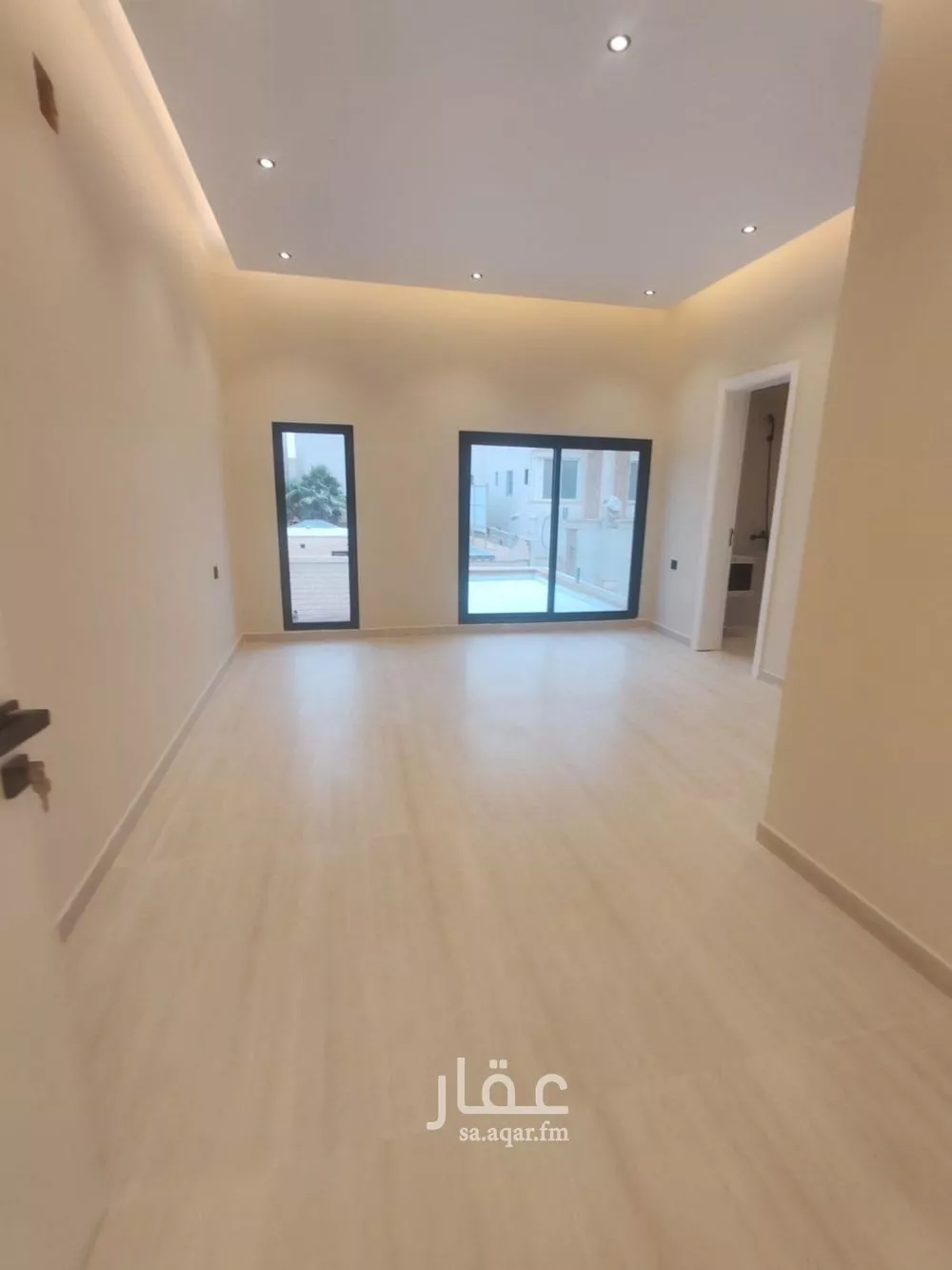 5 bedroom villa in Al Hazm 11