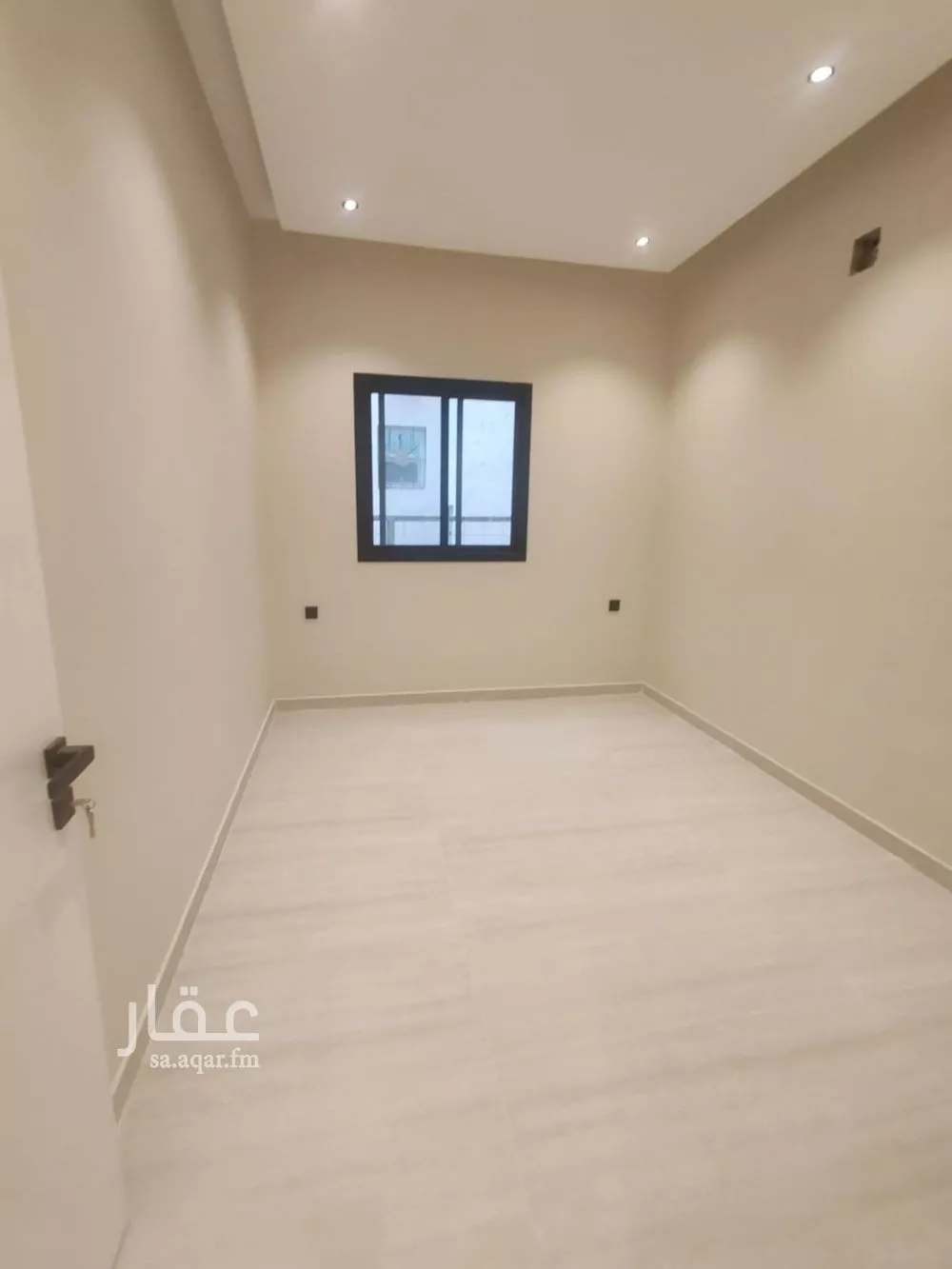 5 bedroom villa in Al Hazm 17