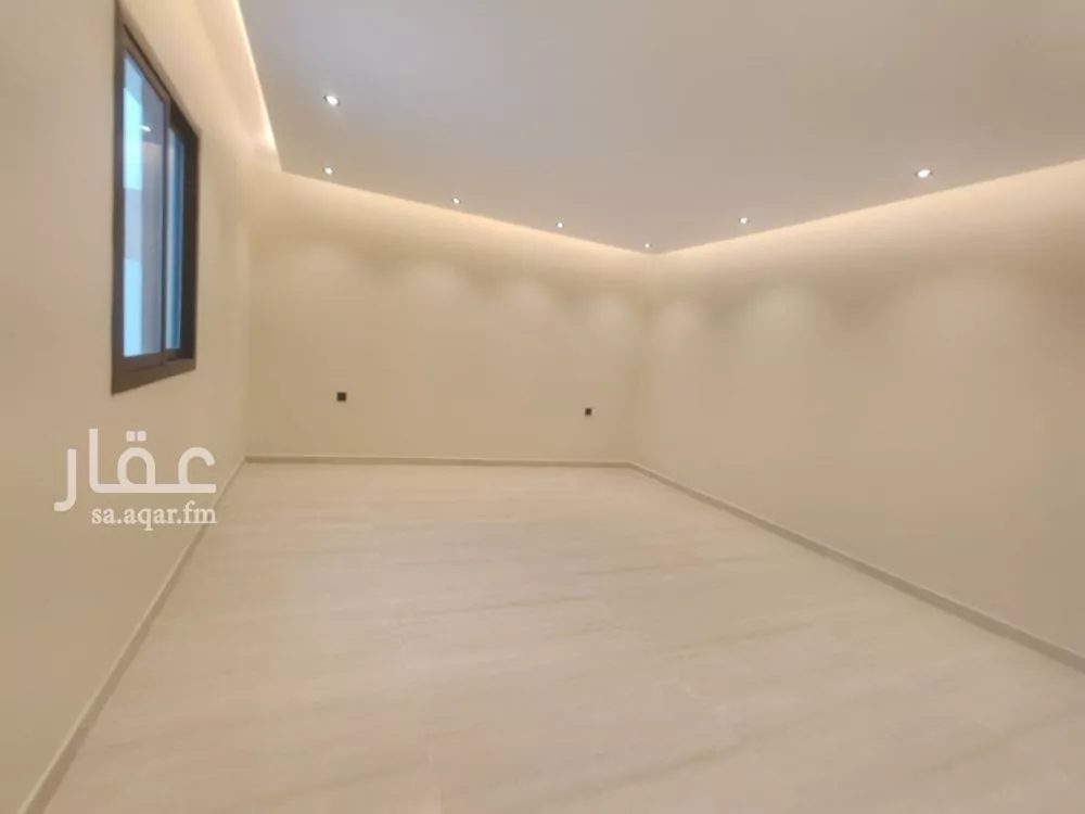 5 bedroom villa in Al Hazm 20