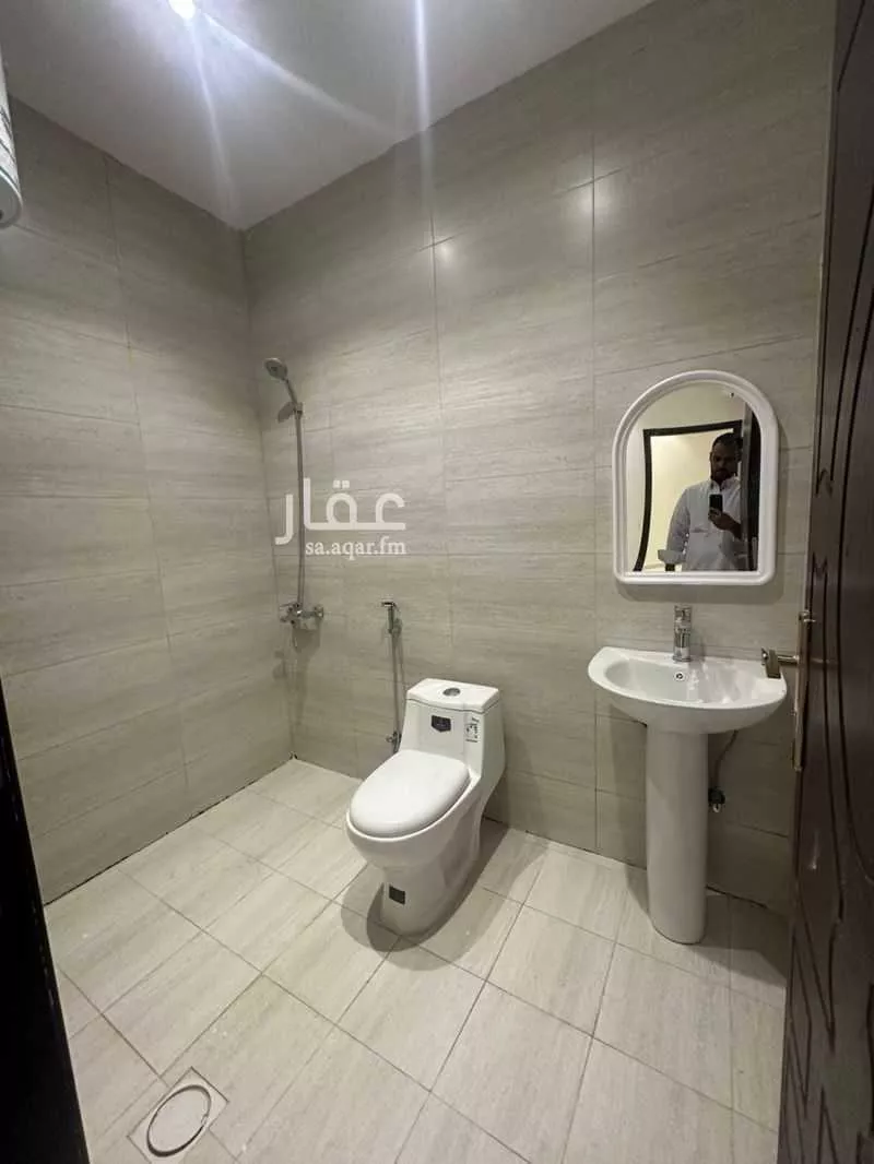 1 bedroom apartment in Dhahrat Laban 5