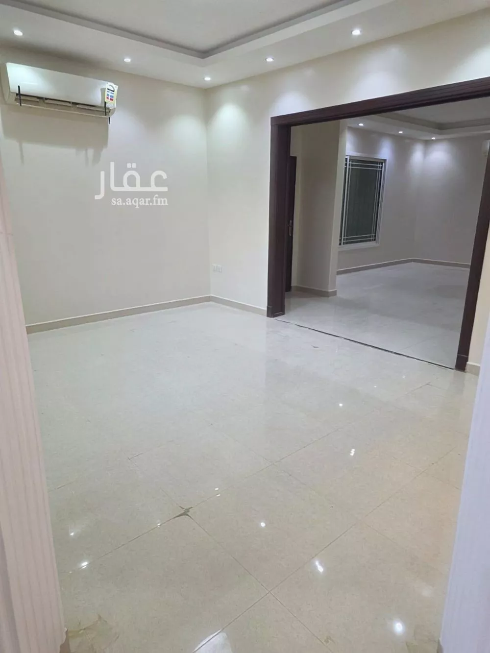 3 bedroom floor in Al Yasmin 2