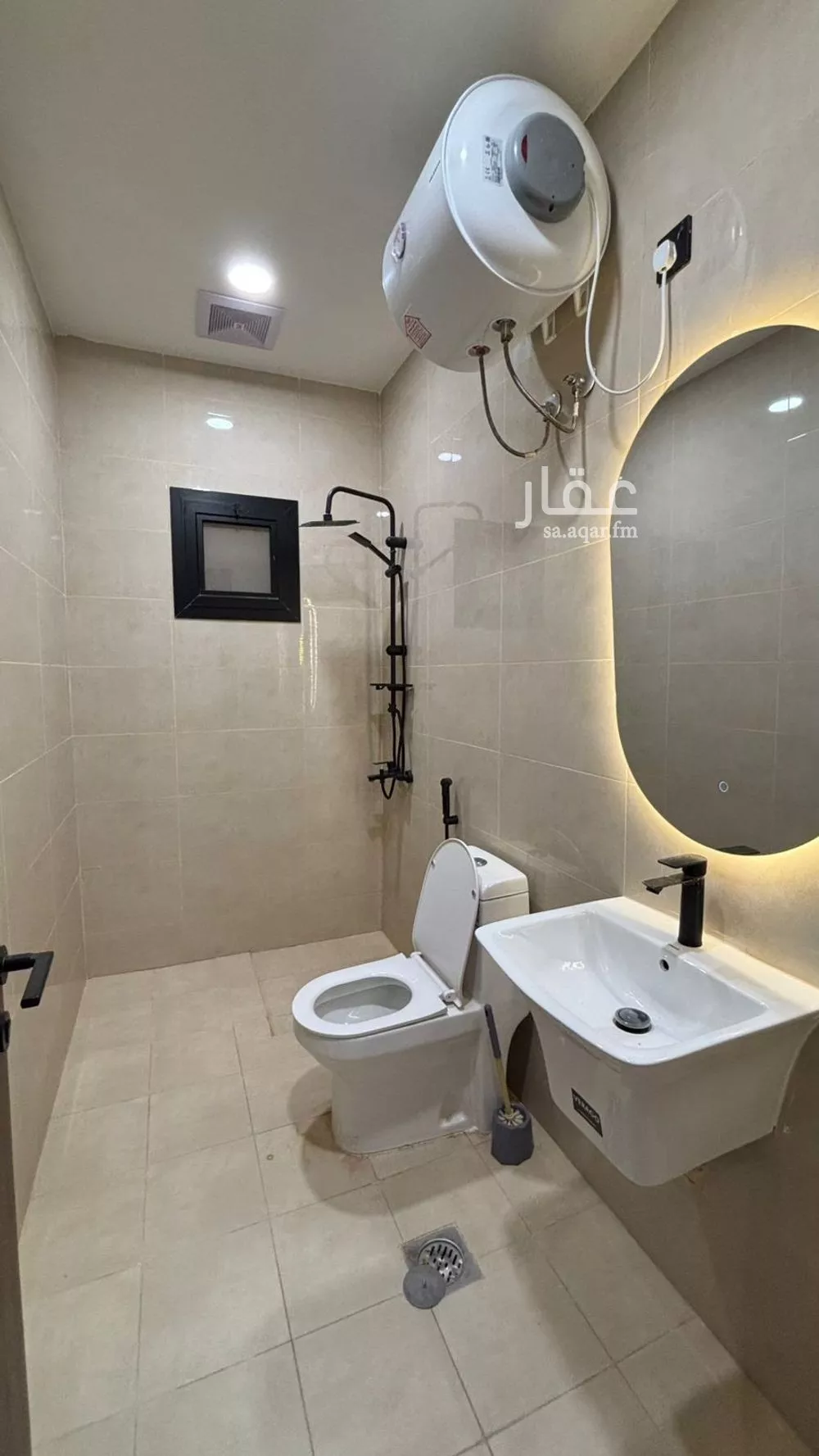 4 bedroom apartment in Al Hazm 18