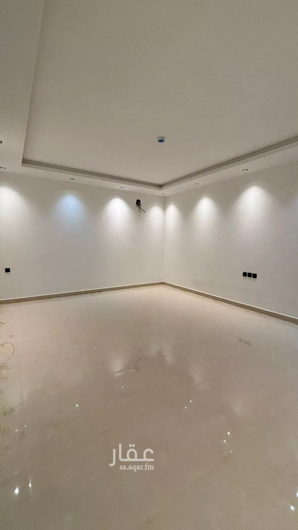 4 bedroom apartment in Al Hazm 8