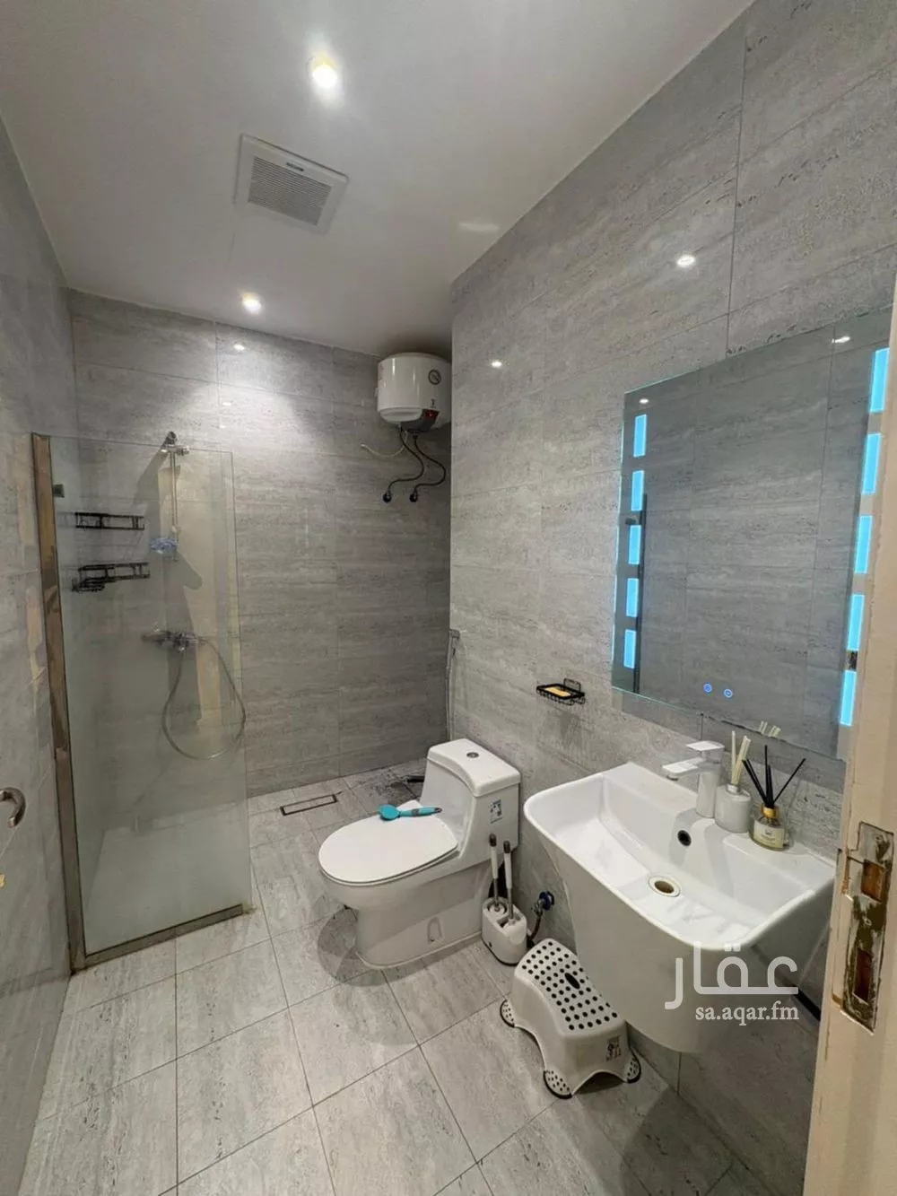 3 bedroom apartment in Al Izdihar 12