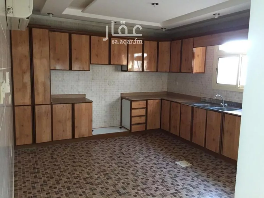 4 bedroom floor in Al Sahafah 2