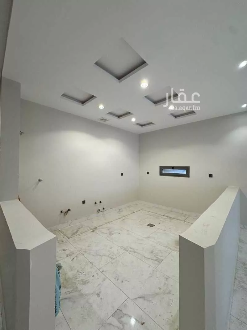 5 bedroom apartment in Al Sawari 4