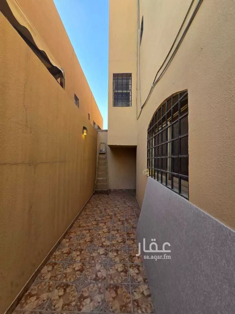3 bedroom floor in Al Yasmin 9