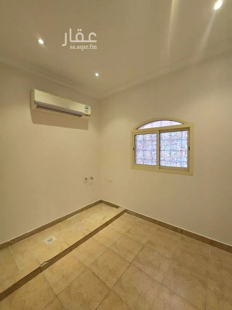 3 bedroom floor in Al Yasmin 10