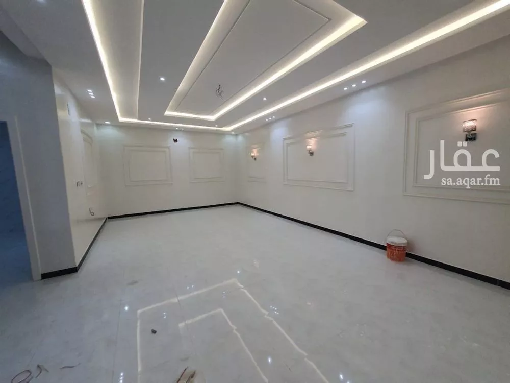 7 bedroom villa in Uhud 11
