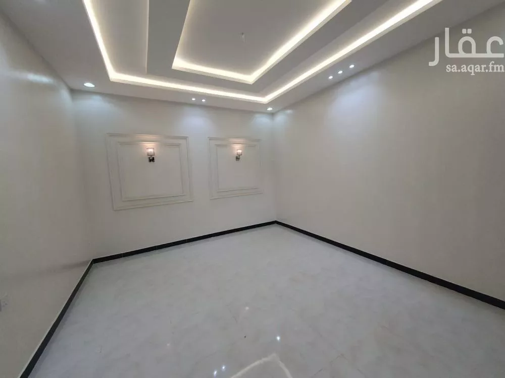 7 bedroom villa in Uhud 5