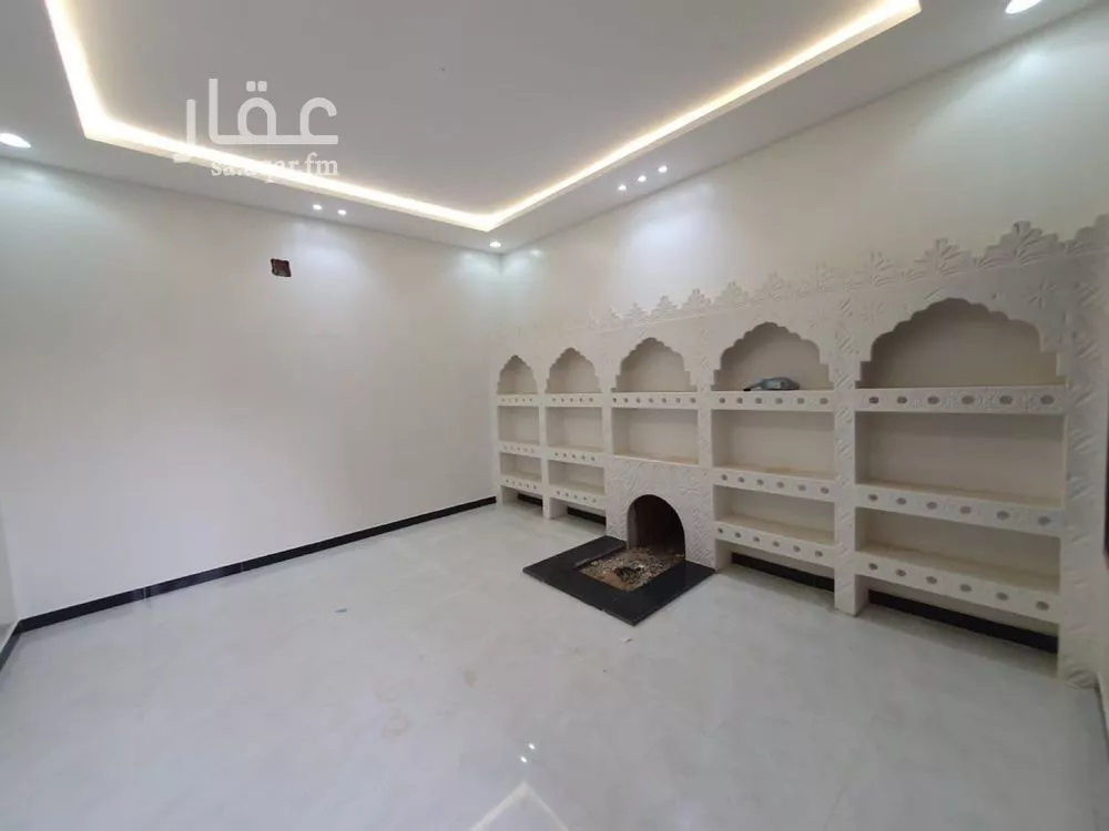 7 bedroom villa in Uhud 6