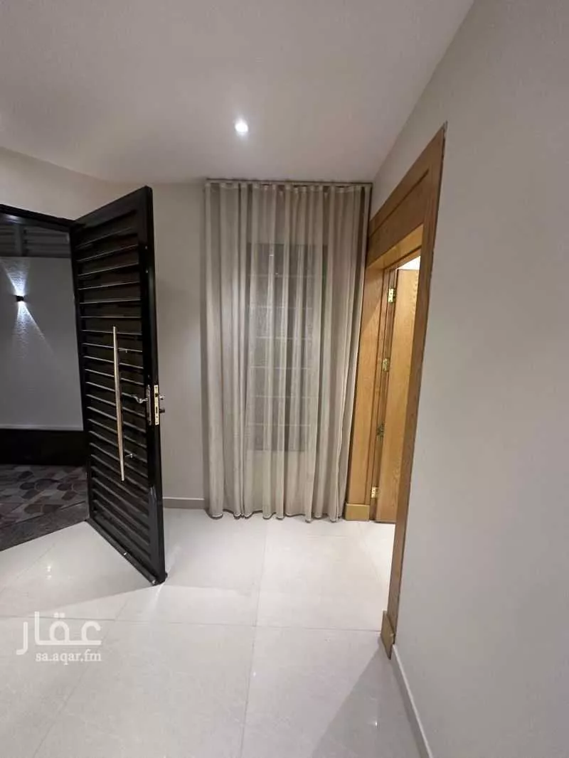 2 bedroom floor in Al Murooj 2