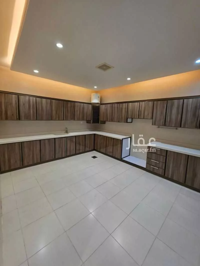 3 bedroom floor in Al Ghadir 5