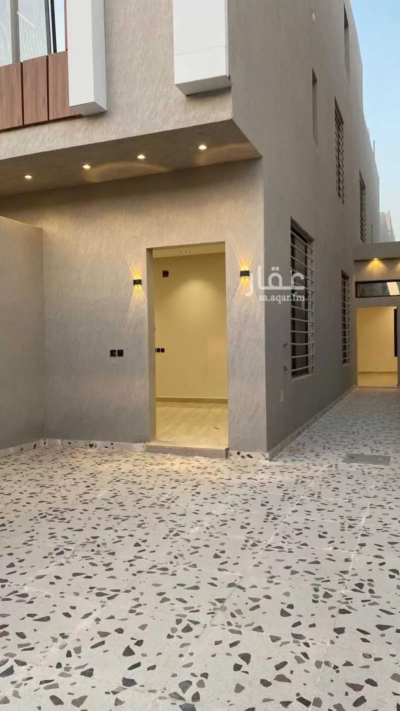 5 bedroom floor in Badr 13