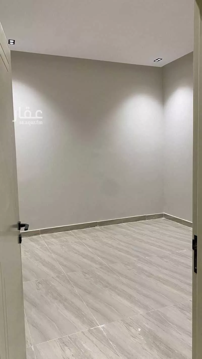 5 bedroom floor in Badr 3
